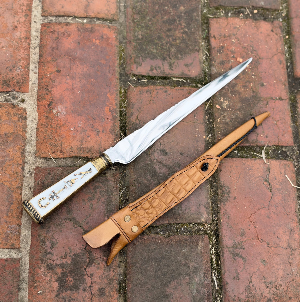 FACA LÍNGUA DE CHIMANGO TRADIÇÃO 10”